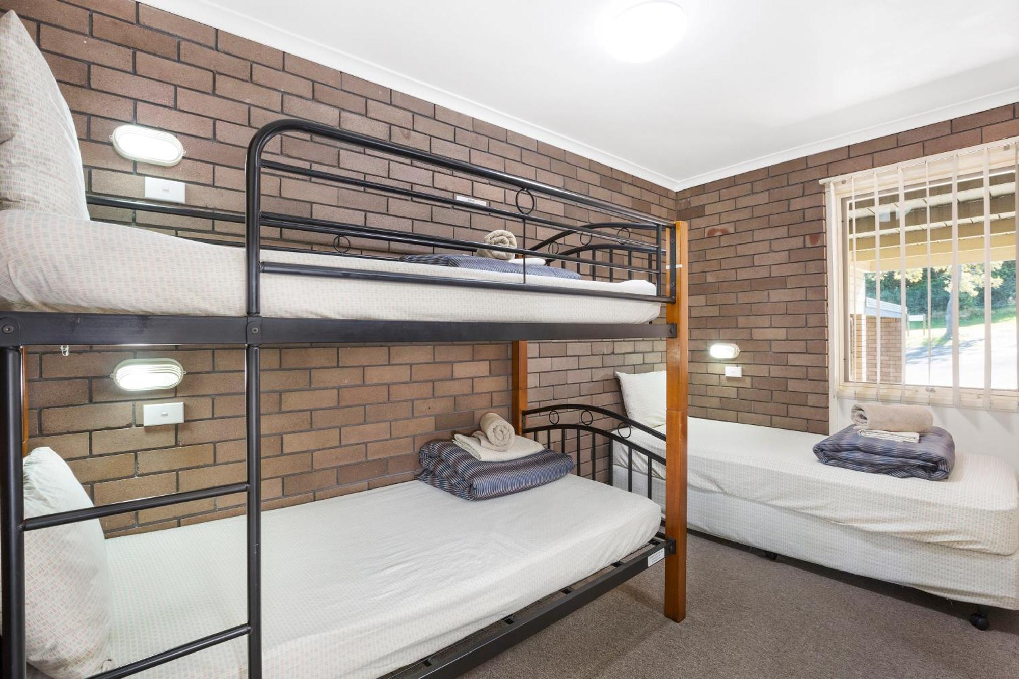 Big4 Easts Beach Holiday Park Kiama Room photo