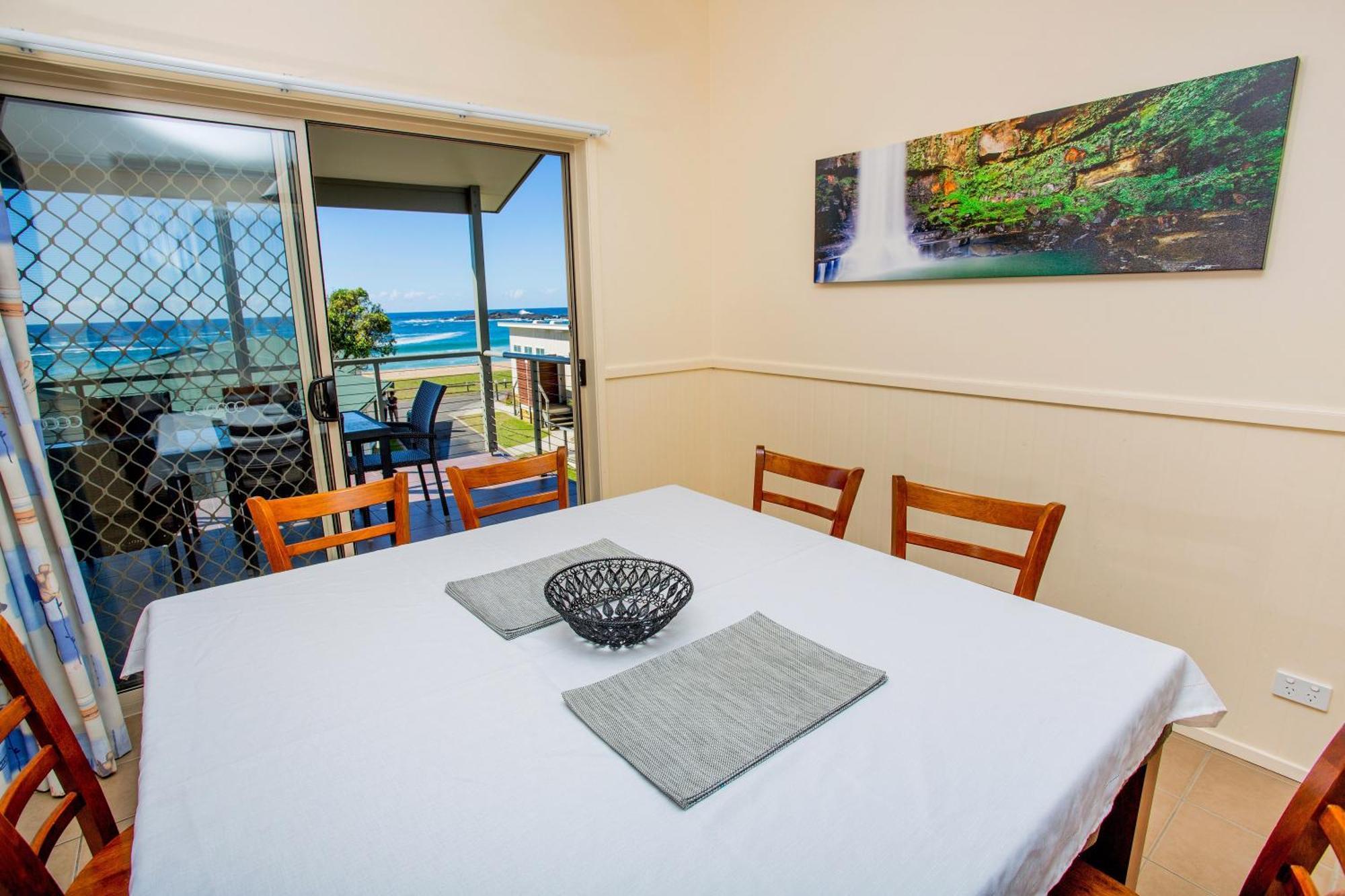 Big4 Easts Beach Holiday Park Kiama Room photo